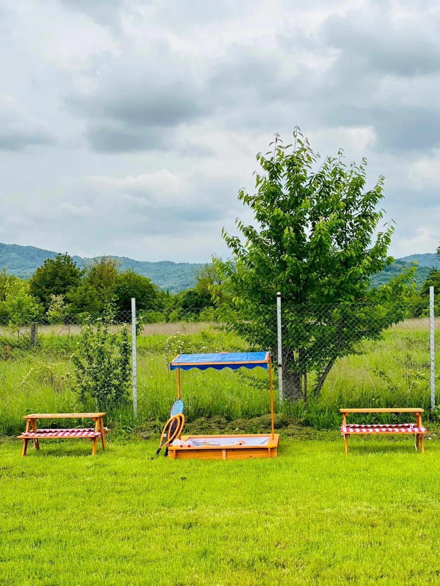 Hotel Sun Garden Glamping Domes Călimăneşti Exterior foto