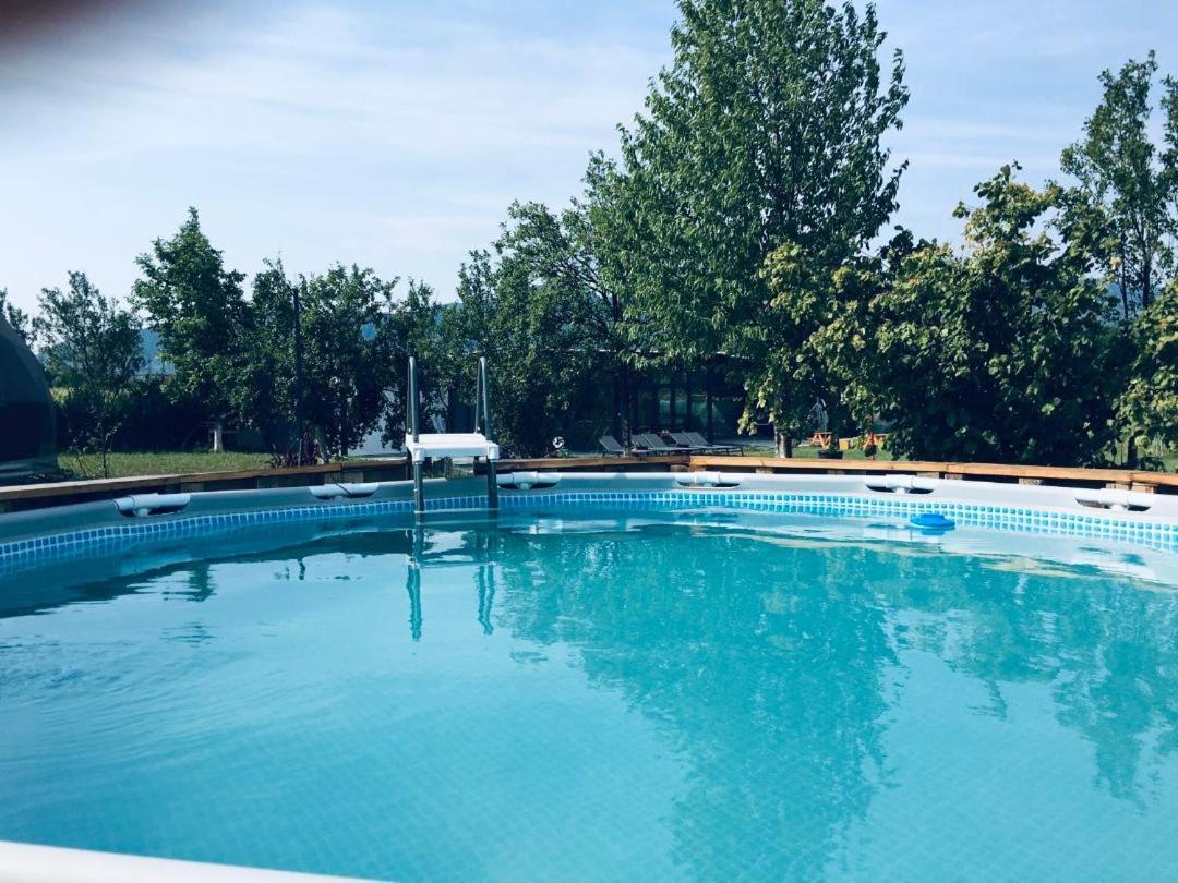Hotel Sun Garden Glamping Domes Călimăneşti Exterior foto